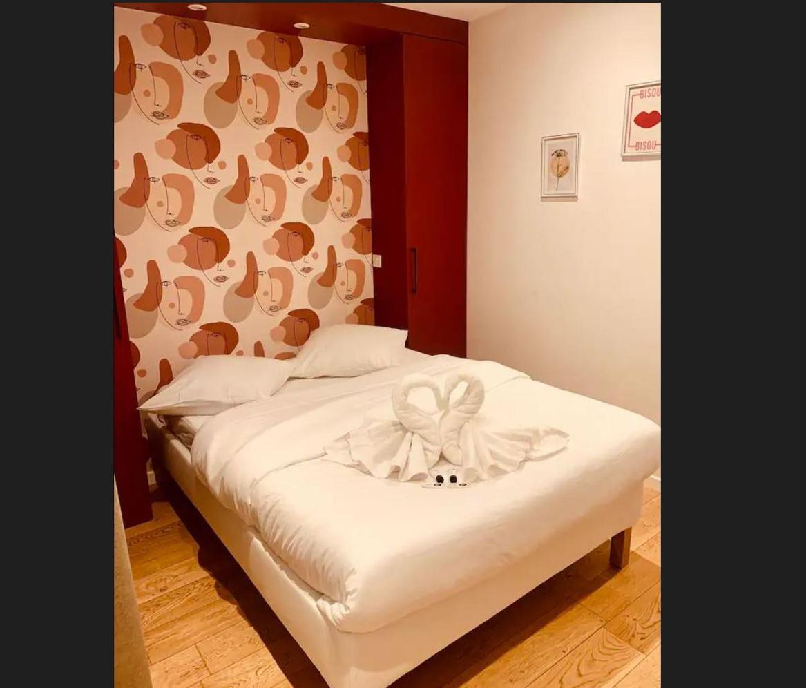 11 - 2 - 2 Sdd - 2 Wc Appartement Paris