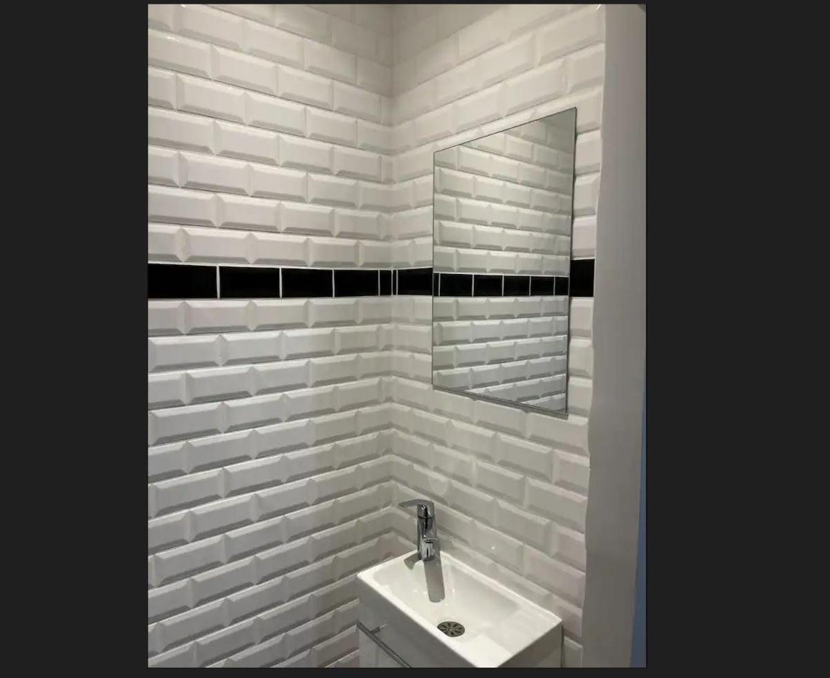 11 - 2 - 2 Sdd - 2 Wc Appartement Paris